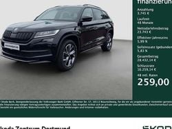 Crystalschwarz metallic Gebraucht 2021 Skoda Kodiaq SportLine SUV | 27.488 € (Guter Preis)