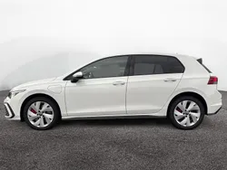 Pure white Gebraucht 2021 VW Golf VIII GTE Limousine | 22.420 € (Guter Preis)