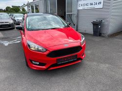 Rot Gebraucht 2015 Ford Focus Sport Limousine | 10.999 € (Etwas zu teuer)