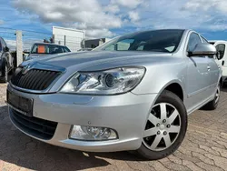 Silber Gebraucht 2012 Skoda Octavia Limousine | 4.990 €