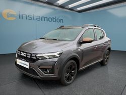 Grau Neu 2025 Dacia Sandero Stepway Kleinwagen | 21.899 € (Etwas zu teuer)