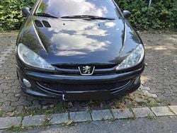 Schwarz Gebraucht 2005 Peugeot 206 CC Roland Garros Cabrio | 1.200 € (Guter Preis)