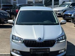 Silber Gebraucht 2021 Skoda Fabia Ambition Limousine | 8.498 € (Guter Preis)