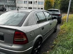 Blau Gebraucht 2001 Opel Astra Limousine | 1.000 € (Fairer Preis)