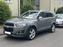 Grau Gebraucht 2013 Chevrolet Captiva LTZ SUV | 7.900 € (Superpreis)