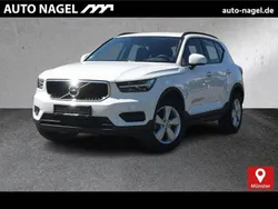 Ice white, solid / solid Gebraucht 2022 Volvo XC40 Momentum SUV | 25.500 € (Guter Preis)