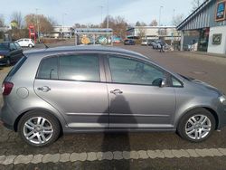 Grau Gebraucht 2007 VW Golf Plus Cross Comfortline Van / Kleinbus | 2.800 € (Fairer Preis)