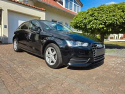 Schwarz Gebraucht 2013 Audi A3 Sportback Ambiente Limousine | 9.800 € (Fairer Preis)