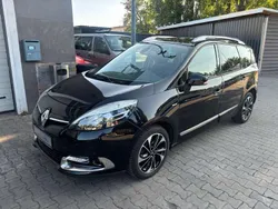 Schwarz Gebraucht 2015 Renault Grand Scénic III Bose Edition Van / Kleinbus | 6.700 € (Fairer Preis)