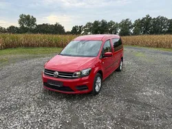 Rot Gebraucht 2019 VW Caddy Maxi Van / Kleinbus | 21.800 € (Etwas zu teuer)