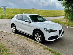 Weiß Gebraucht 2017 Alfa Romeo Stelvio Super SUV | 16.850 € (Etwas zu teuer)