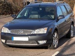 Grau Gebraucht 2006 Ford Mondeo Titanium X Limousine | 1.800 € (Guter Preis)
