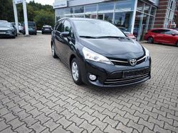 Schwarz Gebraucht 2016 Toyota Verso Edition-S Van / Kleinbus | 16.900 € (Teuer)