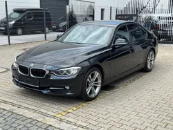 Schwarz Gebraucht 2012 BMW 320 Sport Line Limousine | 12.900 € (Fairer Preis)