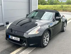 Schwarz Gebraucht 2012 Nissan 370Z Pack Cabrio | 15.490 €