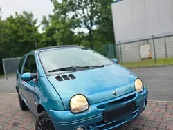 Blau Gebraucht 2004 Renault Twingo Dynamique Kleinwagen | 1.790 € (Teuer)