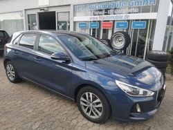 Blau Gebraucht 2018 Hyundai i30 Limousine | 11.900 € (Fairer Preis)