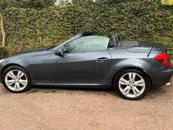 Grau Gebraucht 2010 Mercedes SLK300 Sport Edition Cabrio | 11.500 € (Teuer)