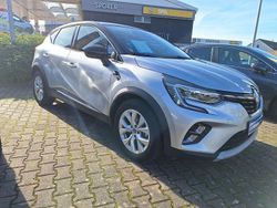 Grau (highlandgrau metallic/dach blackpearl) Gebraucht 2021 Renault Captur Intens SUV | 17.950 € (Fairer Preis)