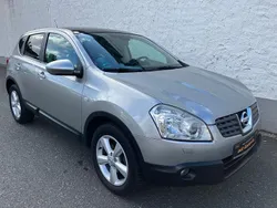 Silber Gebraucht 2007 Nissan Qashqai Tekna SUV | 6.990 € (Etwas zu teuer)