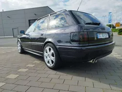 Violett Gebraucht 1993 Audi 80 Kombi | 28.000 €