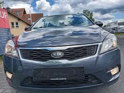 Gomeragrau met. Gebraucht 2010 Kia Ceed Sportswagon Vision Kombi | 1.999 € (Superpreis)