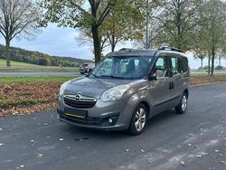 Grau Gebraucht 2012 Opel Combo Kombi | 5.200 €