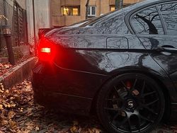 Schwarz Gebraucht 2007 BMW 320 Limousine | 7.000 € (Teuer)