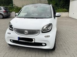 Weiß Gebraucht 2015 Smart ForTwo Coupé Passion Coupé | 6.900 € (Fairer Preis)