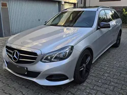 Silber Gebraucht 2016 Mercedes E200 Avantgarde Kombi | 18.990 € (Superpreis)