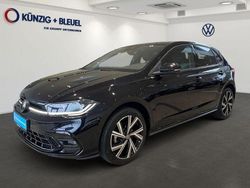 Deep black perleffekt Gebraucht 2023 VW Polo R-line Limousine | 24.660 € (Etwas zu teuer)