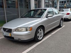 Grau Gebraucht 2005 Volvo S60 Limousine | 2.900 € (Guter Preis)
