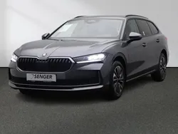 Grau Neu 2025 Skoda Superb Selection Kombi | 53.020 €