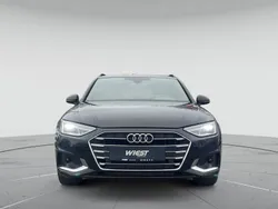 Mythosschwarz metallic Gebraucht 2024 Audi A4 Advanced Plus Kombi | 32.350 € (Fairer Preis)