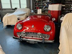 Rot Gebraucht 1959 Triumph TR3 Cabrio | 29.900 €