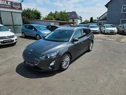 Grau Gebraucht 2019 Ford Focus Cool & Connect Kombi | 13.990 € (Fairer Preis)