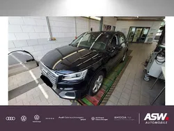 Mythosschwarz metallic Gebraucht 2019 Audi Q2 Sport SUV | 27.930 € (Etwas zu teuer)