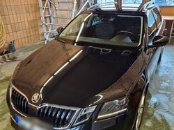 Schwarz Gebraucht 2018 Skoda Octavia Style Kombi | 13.390 € (Guter Preis)