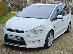 Weiß Gebraucht 2010 Ford S-MAX Titanium S Van / Kleinbus | 6.050 € (Guter Preis)