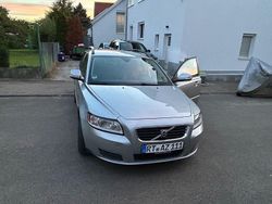 Grau Gebraucht 2010 Volvo V50 Kombi | 6.000 € (Teuer)