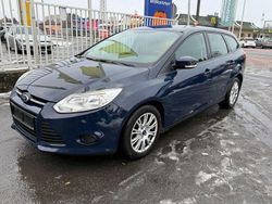 Blau Gebraucht 2012 Ford Focus Trend Limousine | 1.990 € (Guter Preis)