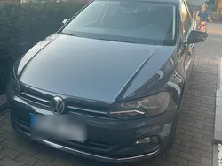 Grau Gebraucht 2018 VW Polo Kleinwagen | 11.500 € (Fairer Preis)