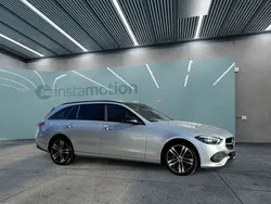 Silber Gebraucht 2022 Mercedes C300e Avantgarde Kombi | 36.600 €