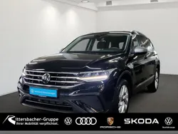 Deep black perleffekt Gebraucht 2024 VW Tiguan Allspace Life SUV | 37.980 € (Guter Preis)