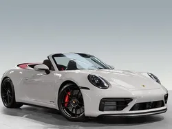 Grau Gebraucht 2024 Porsche 911 Carrera GTS Cabrio | 178.885 € (Fairer Preis)