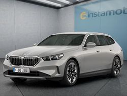 Grau Gebraucht 2025 BMW i5 Limousine | 72.149 € (Etwas zu teuer)