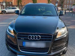 Schwarz Gebraucht 2008 Audi Q7 SUV | 10.500 € (Guter Preis)