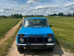 Blau Gebraucht 2003 Lada niva SUV | 1.699 € (Superpreis)