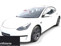 Weiß Gebraucht 2021 Tesla Model 3 Long Range RWD Limousine | 29.500 € (Etwas zu teuer)