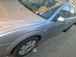 Silber Gebraucht 2005 Ford Mondeo Limousine | 1.100 €